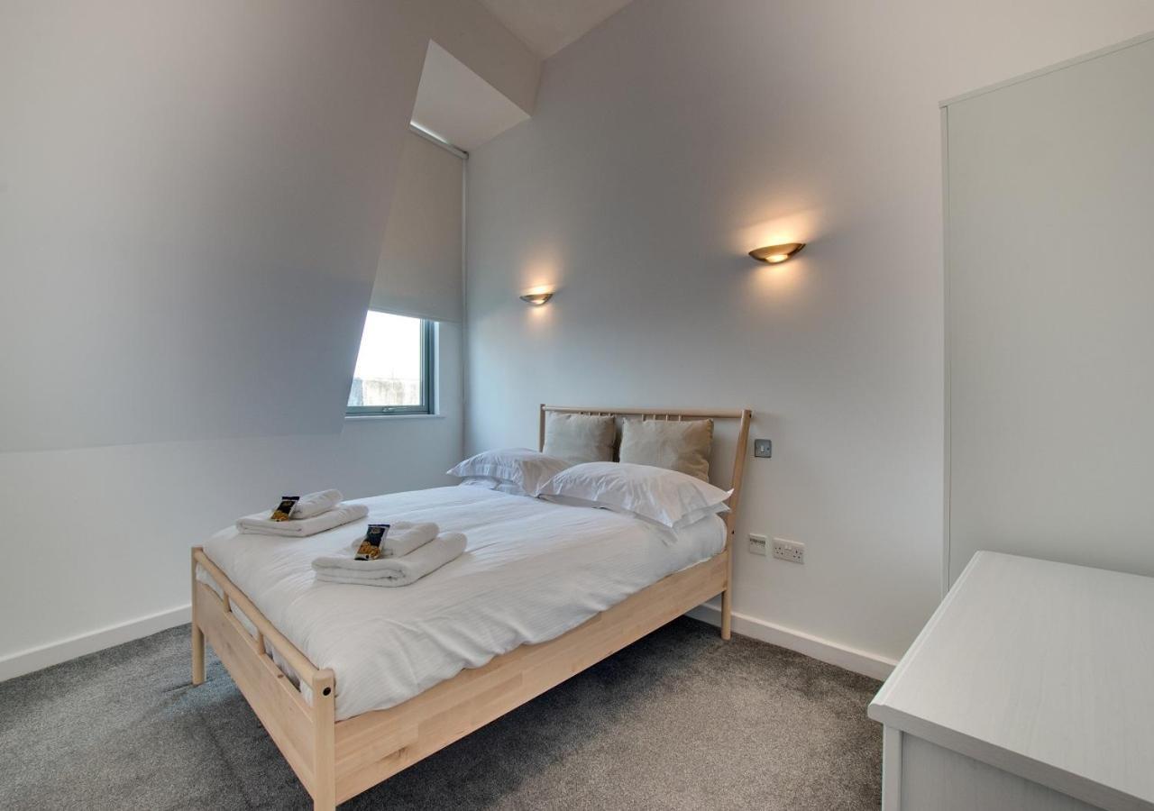 Crown Apartments 5A By Week2Week Newcastle upon Tyne Dış mekan fotoğraf